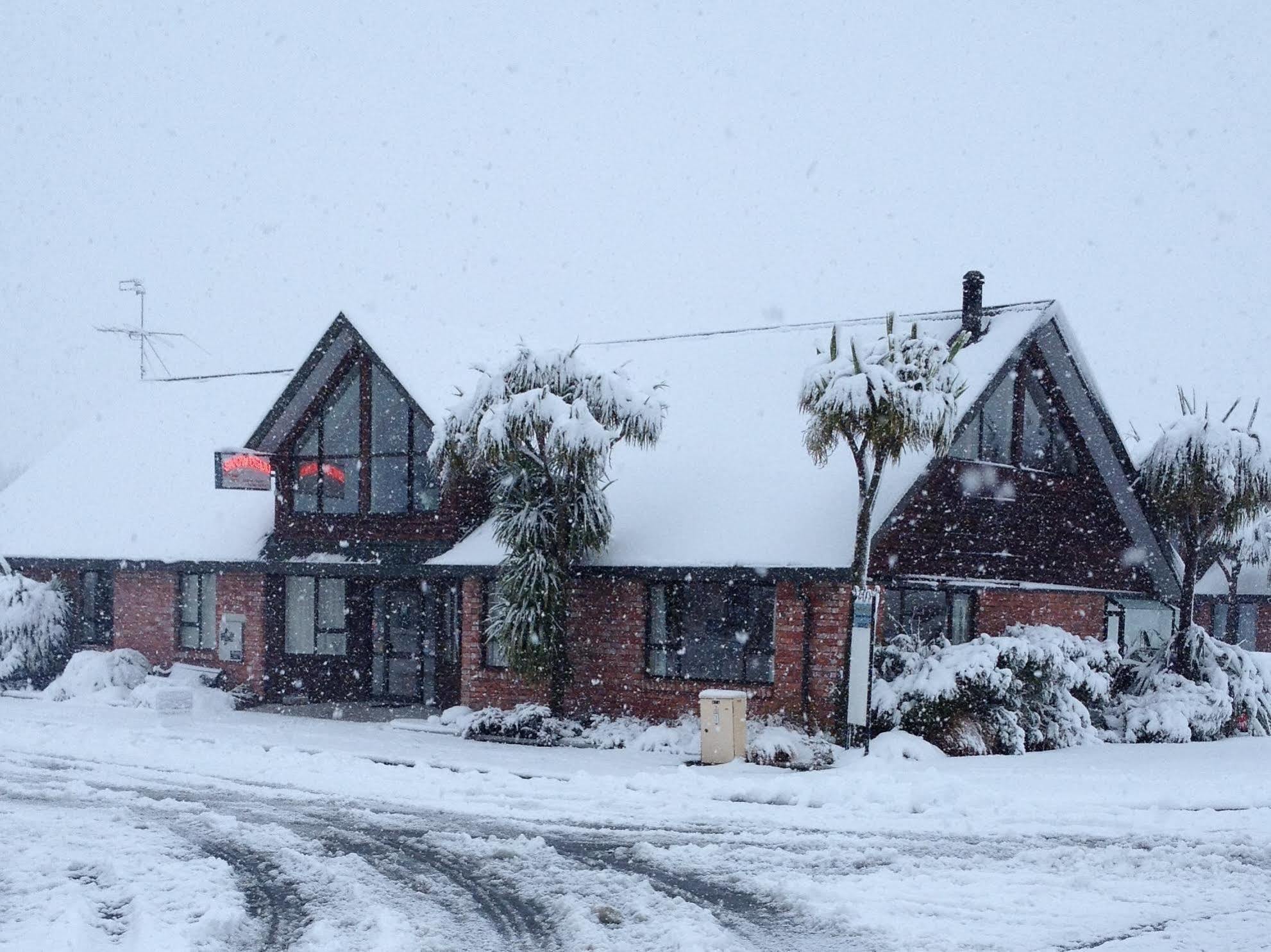 Snow Denn Lodge Methven Exterior photo